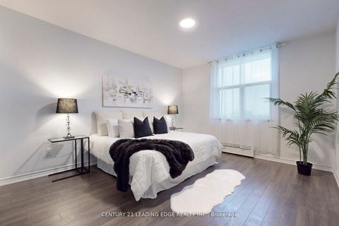 Photo 23 at 1005 - 2245 Eglinton Avenue E, Ionview, Toronto