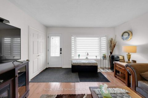 Photo 5 at 771 Third Avenue, Historic Lakeshore Communities, Georgina