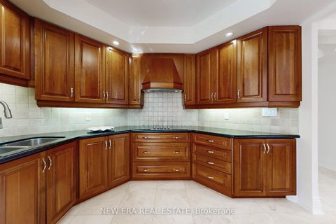 Photo 14 at 602 - 10 Bellair Street, Annex, Toronto