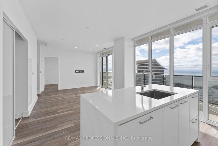 Photo 14 at 5406 - 70 Annie Craig Drive, Mimico, Toronto