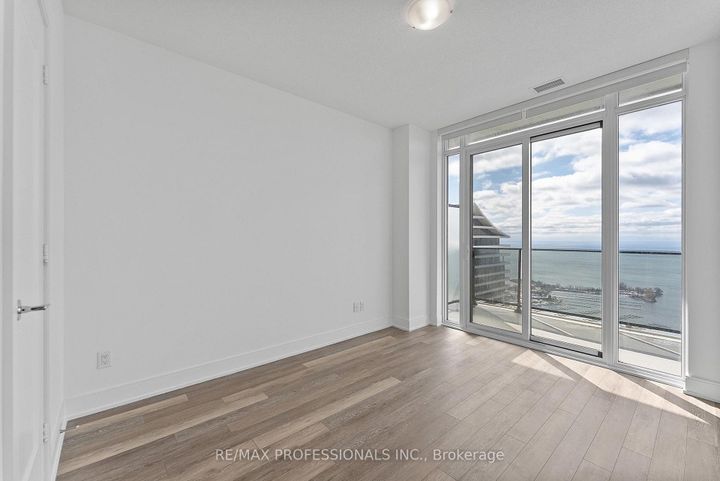 Photo 16 at 5406 - 70 Annie Craig Drive, Mimico, Toronto