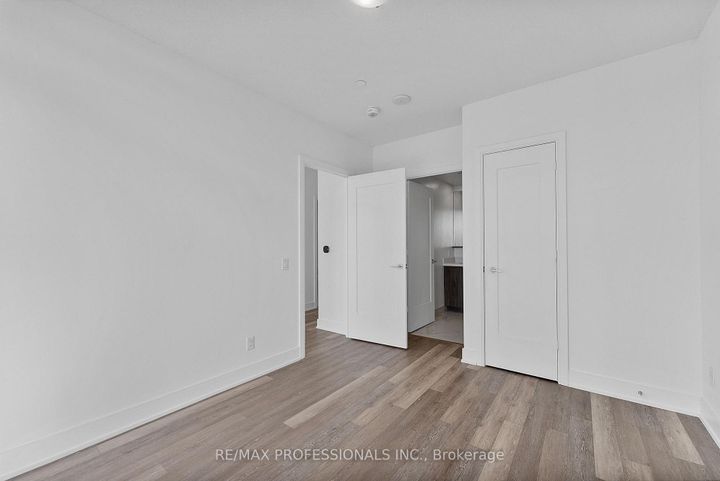 Photo 18 at 5406 - 70 Annie Craig Drive, Mimico, Toronto