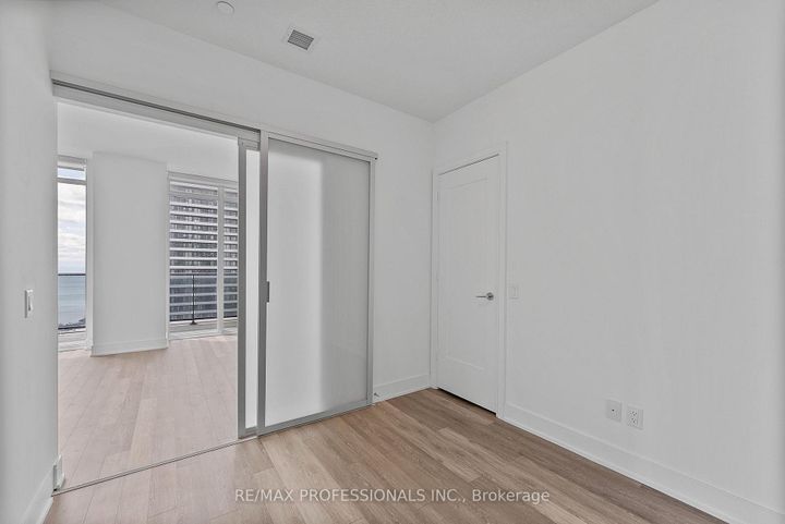 Photo 23 at 5406 - 70 Annie Craig Drive, Mimico, Toronto