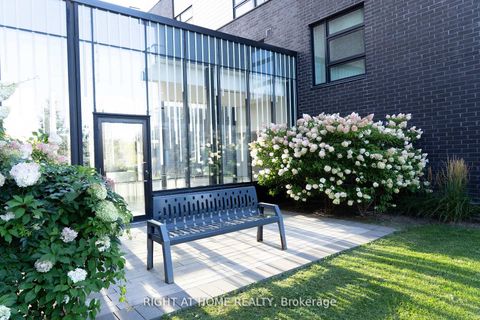 Photo 10 at 324 - 555 William Graham Drive, Rural Aurora, Aurora