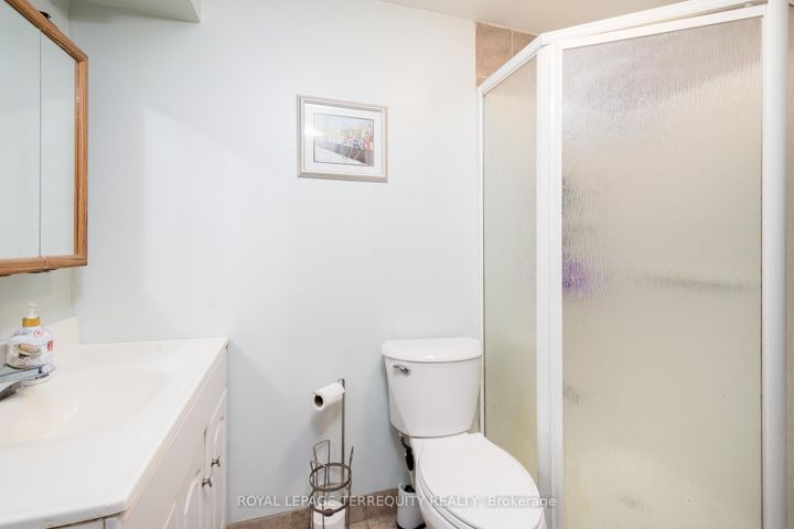 Photo 32 at 630 Sultana Square, Amberlea, Pickering