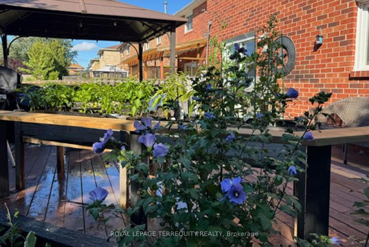 Photo 41 at 630 Sultana Square, Amberlea, Pickering