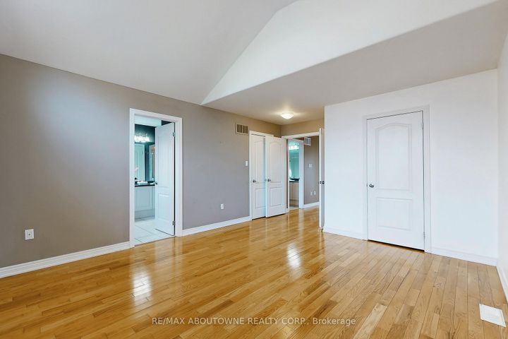 Photo 20 at 2457 Hilda Drive, JC Joshua Creek, Oakville