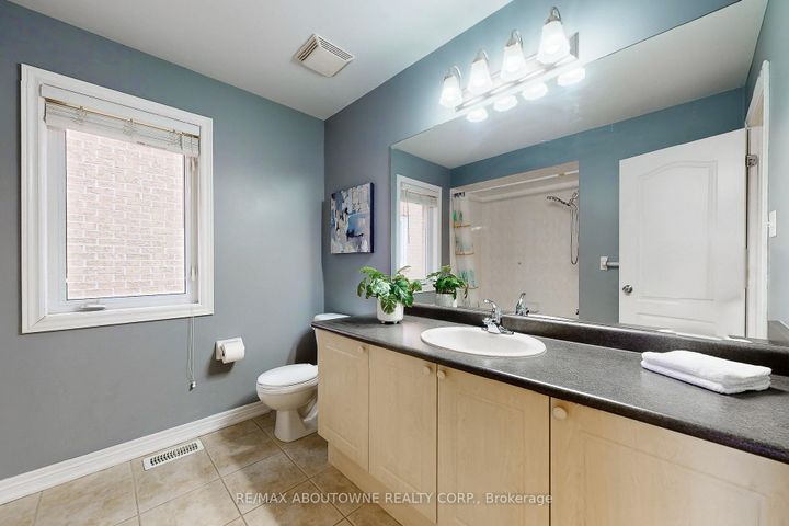 Photo 31 at 2457 Hilda Drive, JC Joshua Creek, Oakville