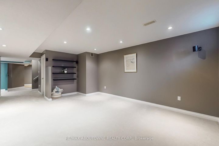 Photo 35 at 2457 Hilda Drive, JC Joshua Creek, Oakville