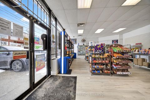 Photo 7 at 1463 Davenport Road, Junction, Toronto