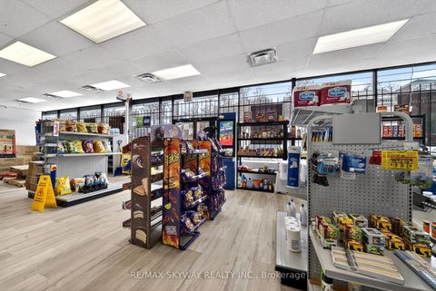 Photo 11 at 1463 Davenport Road, Junction, Toronto