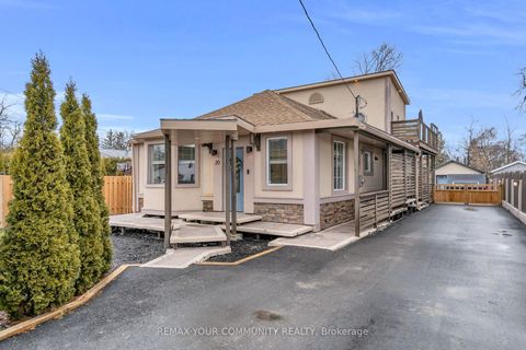 Photo 1 at 20 Farley Circle, Historic Lakeshore Communities, Georgina