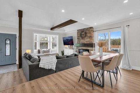 Photo 12 at 20 Farley Circle, Historic Lakeshore Communities, Georgina