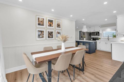 Photo 14 at 20 Farley Circle, Historic Lakeshore Communities, Georgina