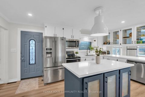 Photo 18 at 20 Farley Circle, Historic Lakeshore Communities, Georgina