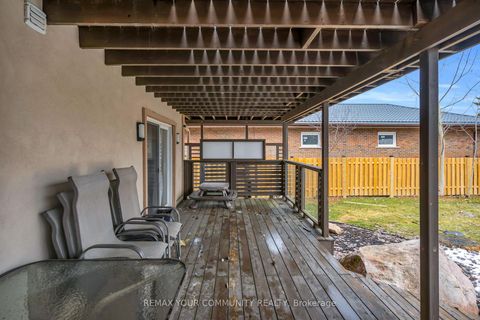 Photo 35 at 20 Farley Circle, Historic Lakeshore Communities, Georgina