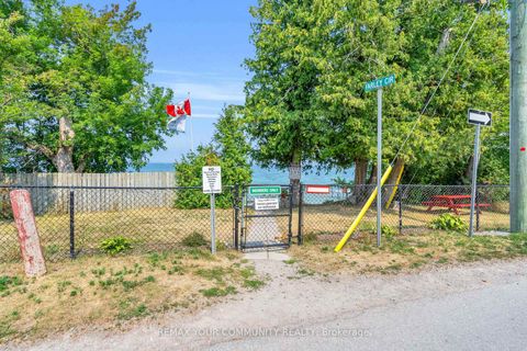 Photo 46 at 20 Farley Circle, Historic Lakeshore Communities, Georgina
