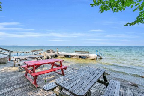 Photo 49 at 20 Farley Circle, Historic Lakeshore Communities, Georgina