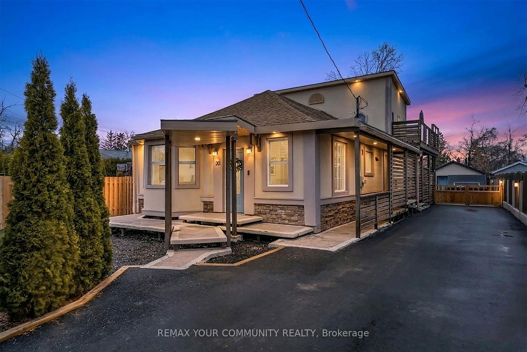 20 Farley Circle, Historic Lakeshore Communities, Georgina photo 5