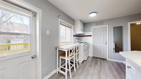 Photo 15 at 55 Montrave Avenue, Vanier, Oshawa