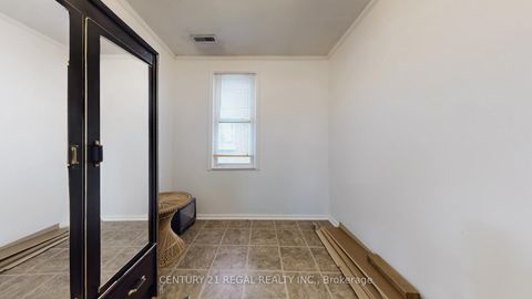 Photo 19 at 55 Montrave Avenue, Vanier, Oshawa