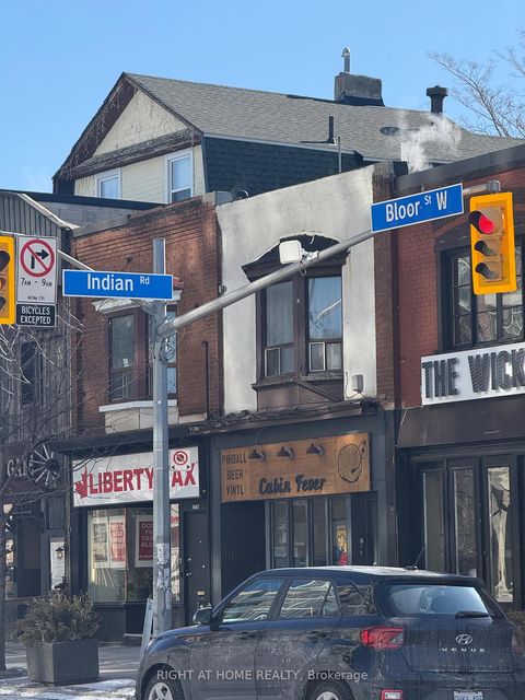 Photo 1 at 402 - 1660 Bloor Street W, High Park North, Toronto