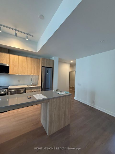 Photo 16 at 402 - 1660 Bloor Street W, High Park North, Toronto