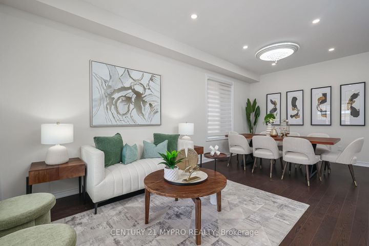 Photo 4 at 72 Belfry Drive, Bradford, Bradford West Gwillimbury