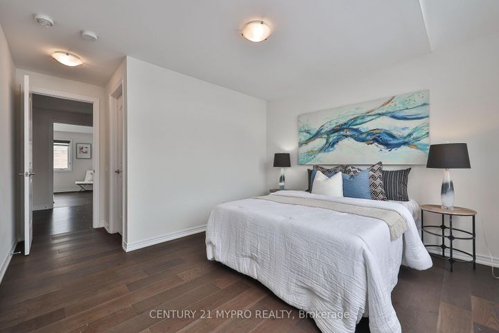 Photo 36 at 72 Belfry Drive, Bradford, Bradford West Gwillimbury