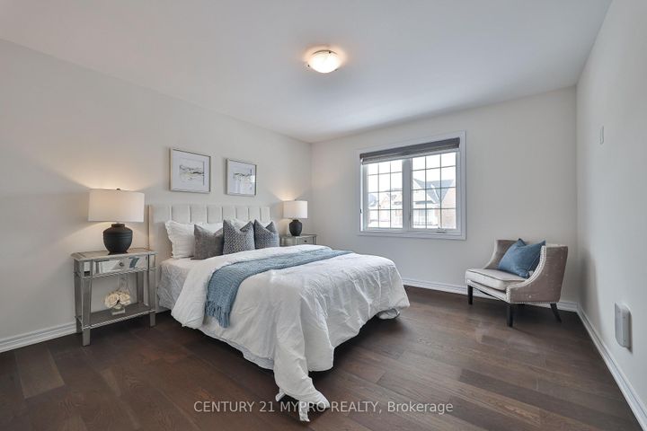 Photo 37 at 72 Belfry Drive, Bradford, Bradford West Gwillimbury