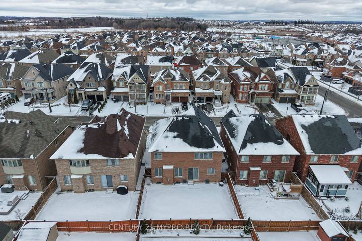 Photo 47 at 72 Belfry Drive, Bradford, Bradford West Gwillimbury