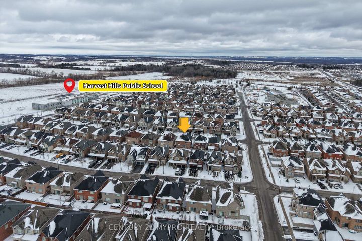 Photo 48 at 72 Belfry Drive, Bradford, Bradford West Gwillimbury