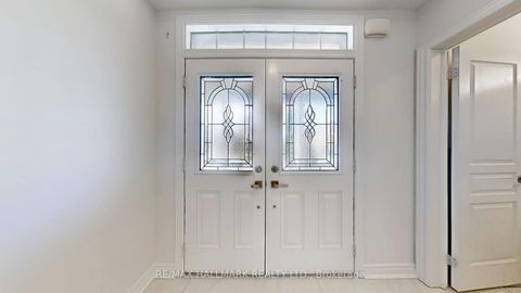 Photo 1 at 22 Bostock Drive, Keswick South, Georgina