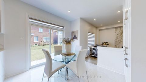 Photo 13 at 22 Bostock Drive, Keswick South, Georgina