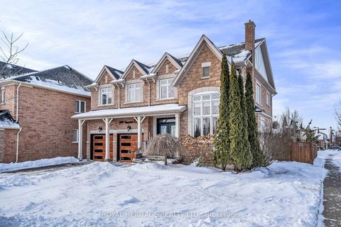 Photo 1 at 846 Hanmore Court, Pinecrest, Oshawa