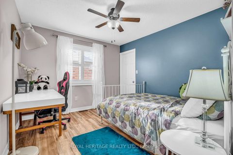 Photo 26 at 846 Hanmore Court, Pinecrest, Oshawa