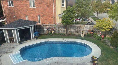 Photo 45 at 846 Hanmore Court, Pinecrest, Oshawa