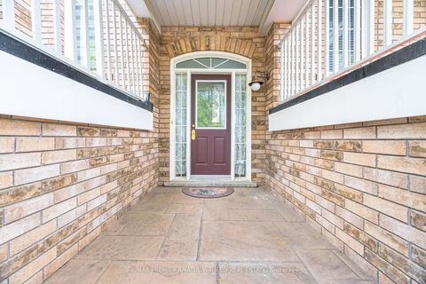 Photo 3 at 246 Equator Crescent, Vellore Village, Vaughan