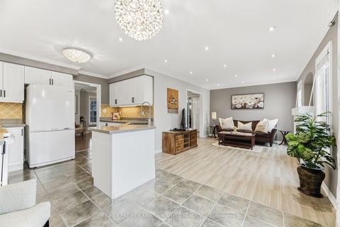 Photo 14 at 246 Equator Crescent, Vellore Village, Vaughan