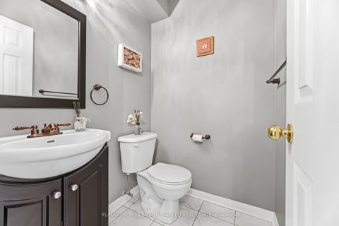 Photo 18 at 246 Equator Crescent, Vellore Village, Vaughan