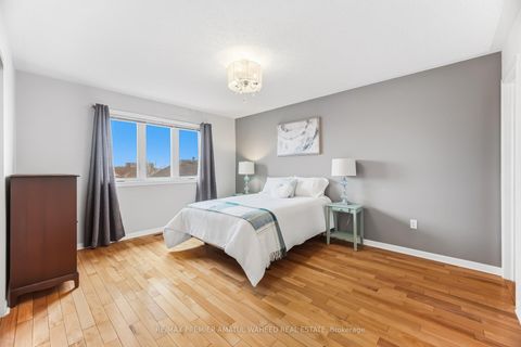 Photo 20 at 246 Equator Crescent, Vellore Village, Vaughan