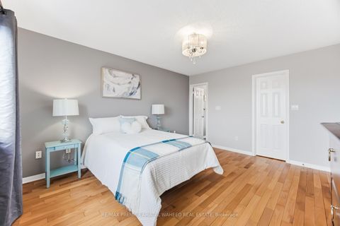Photo 21 at 246 Equator Crescent, Vellore Village, Vaughan
