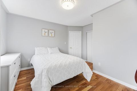 Photo 25 at 246 Equator Crescent, Vellore Village, Vaughan