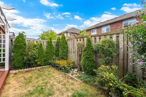 Photo 45 at 246 Equator Crescent, Vellore Village, Vaughan