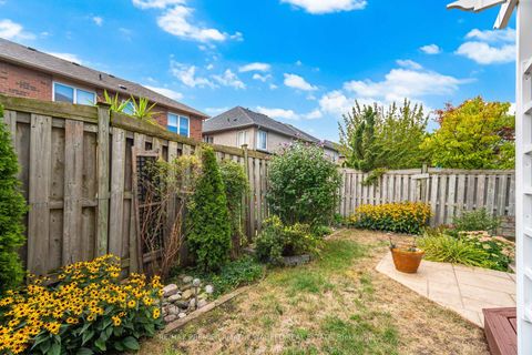 Photo 46 at 246 Equator Crescent, Vellore Village, Vaughan