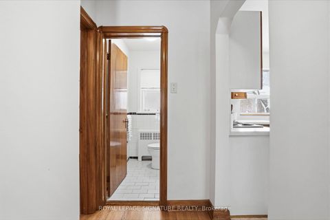 Photo 16 at 11 Innisdale Drive, Maryvale, Toronto