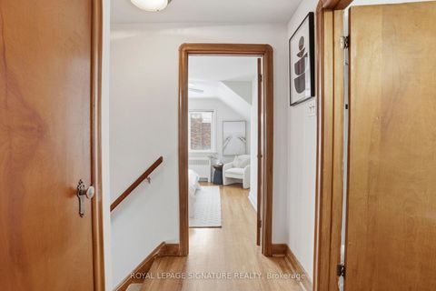 Photo 20 at 11 Innisdale Drive, Maryvale, Toronto