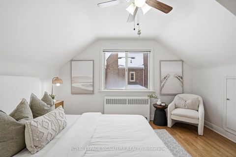 Photo 24 at 11 Innisdale Drive, Maryvale, Toronto