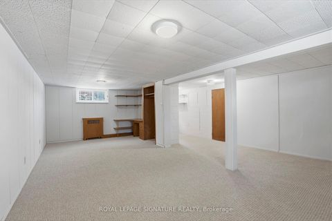 Photo 37 at 11 Innisdale Drive, Maryvale, Toronto