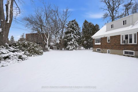 Photo 44 at 11 Innisdale Drive, Maryvale, Toronto